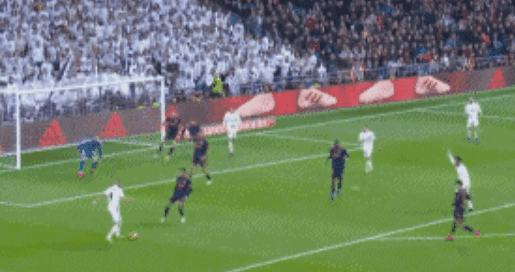 足球世界杯预选赛爆大冷，排名前五的强队遭淘汰