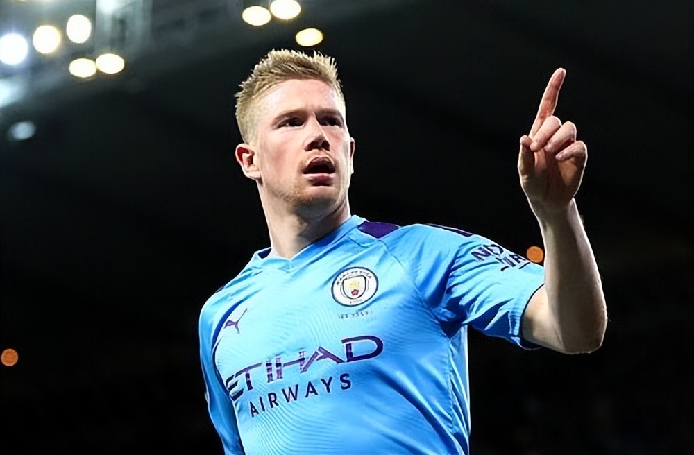 用冠军告别！前巴萨传奇正式挂靴退役，结束17年辉煌生涯