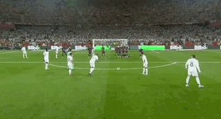 萨拉赫全场数据：出场44分钟2射0正，送出4次关键传球